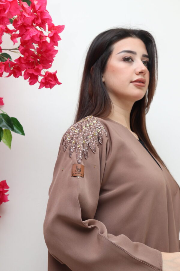 ⁦عبايه بيج بشك من اكتاف⁩ - الصورة ⁦7⁩