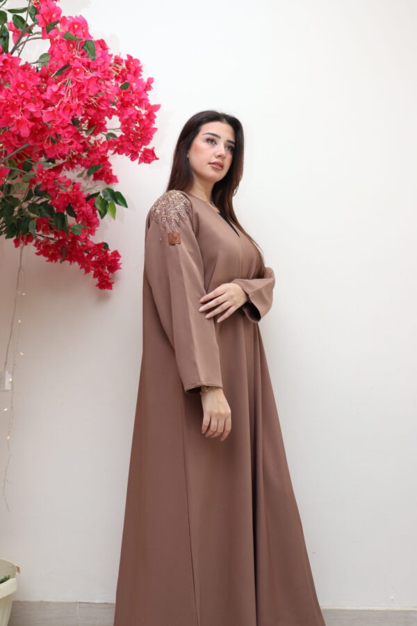 ⁦عبايه بيج بشك من اكتاف⁩ - الصورة ⁦8⁩