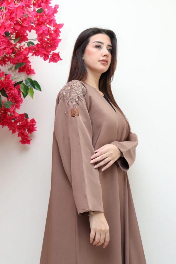 ⁦عبايه بيج بشك من اكتاف⁩ - الصورة ⁦9⁩