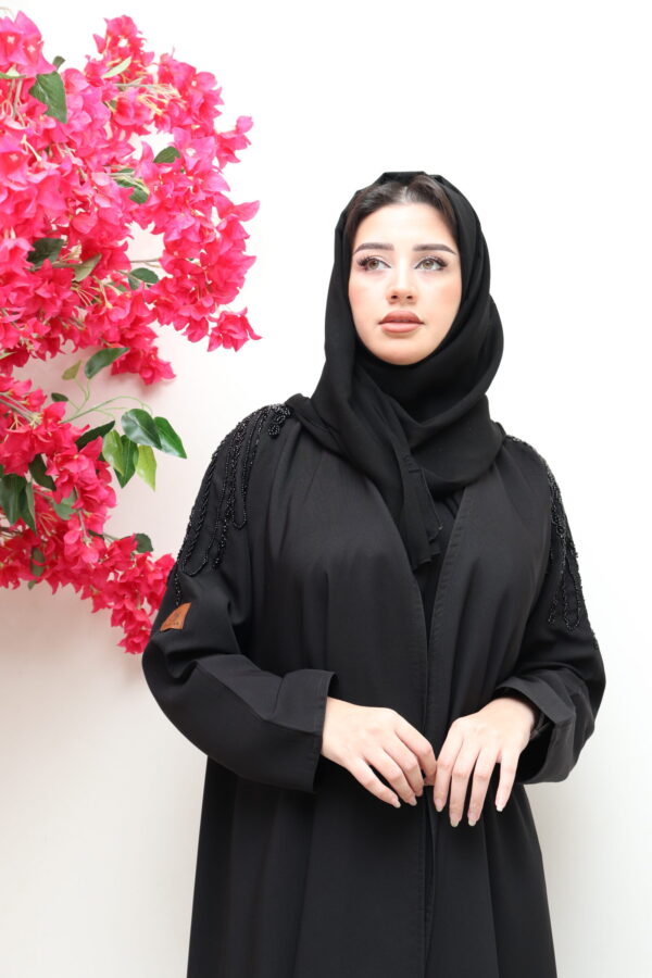 ⁦عبايه اسود بشك اسود من اكتاف⁩ - الصورة ⁦4⁩