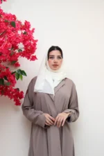 ⁦عباية بيج لياقه كسرات من الخلف⁩ - الصورة ⁦8⁩