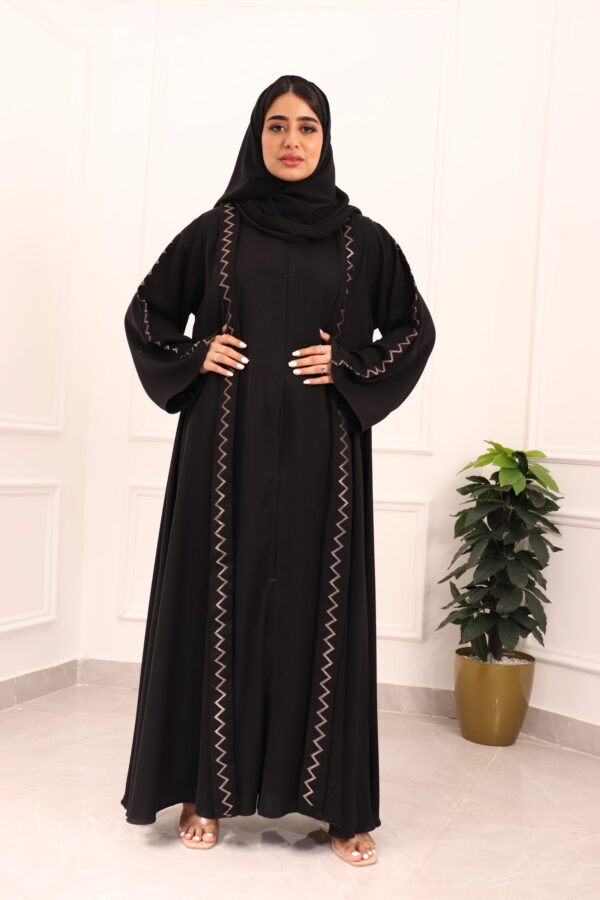 ⁦عبايه كلوش تطرير نحاسي مطفى⁩ - الصورة ⁦4⁩