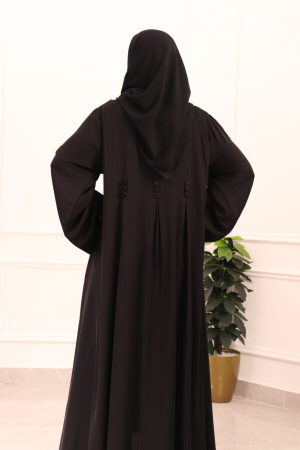 ⁦عباية كلوش سادة بكسر مريحة⁩ - الصورة ⁦6⁩