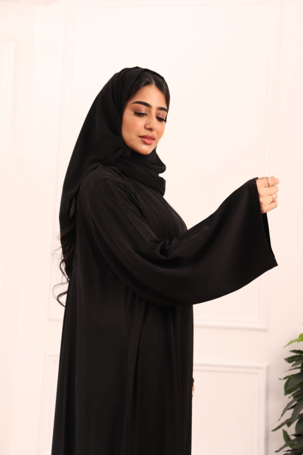 ⁦عبايه كلوش نواعم بقصة و سيع⁩ - الصورة ⁦14⁩