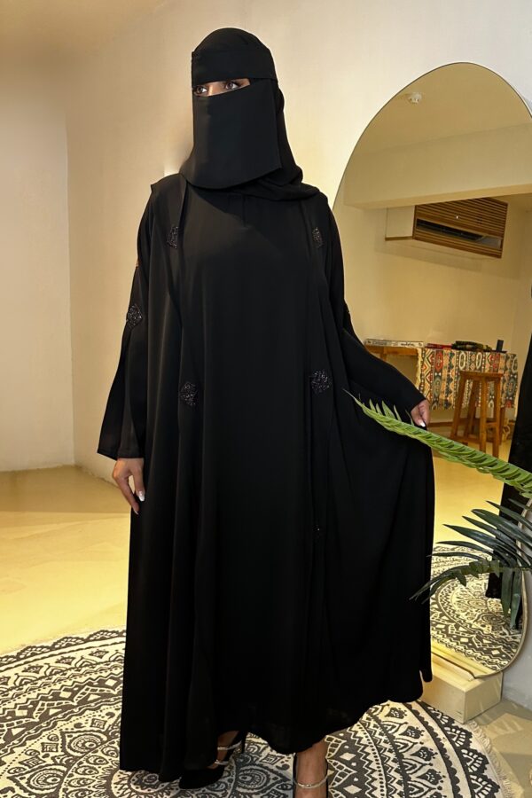 ⁦عباية مغلقه انترنت بشك من اجناب⁩ - الصورة ⁦4⁩