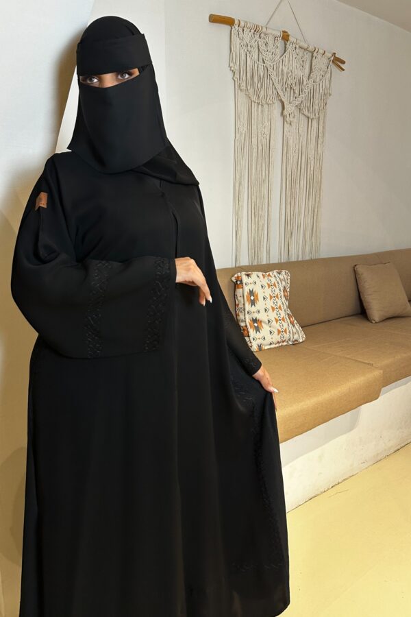 ⁦عباية كلوش بتطريز خيوط مخفي من اجناب⁩ - الصورة ⁦13⁩