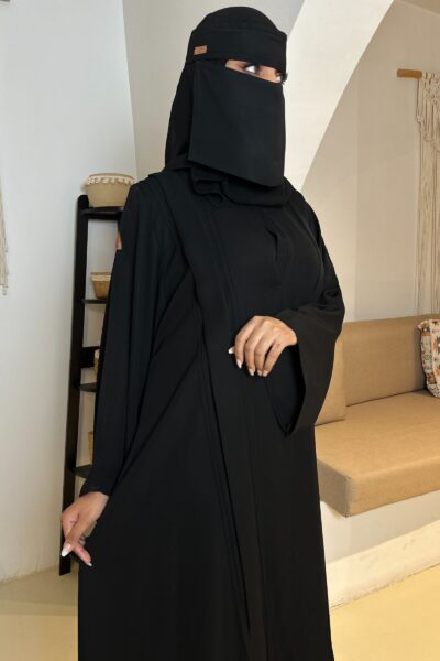 ⁦عبايه كلوش بدقات زي⁩ - الصورة ⁦2⁩