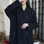 عباية كلوش بياقة ومطرزة