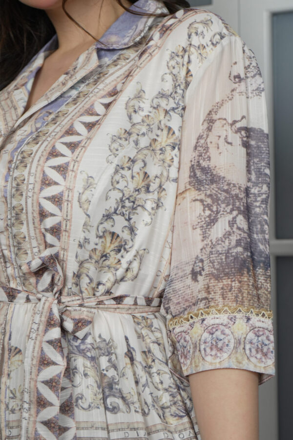 ⁦جلابيه بلياقه مندمجه بتشجر البيج و الموف⁩ - الصورة ⁦3⁩