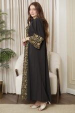 ⁦جلابيه اسود خليجيه بلياقه⁩ - الصورة ⁦8⁩