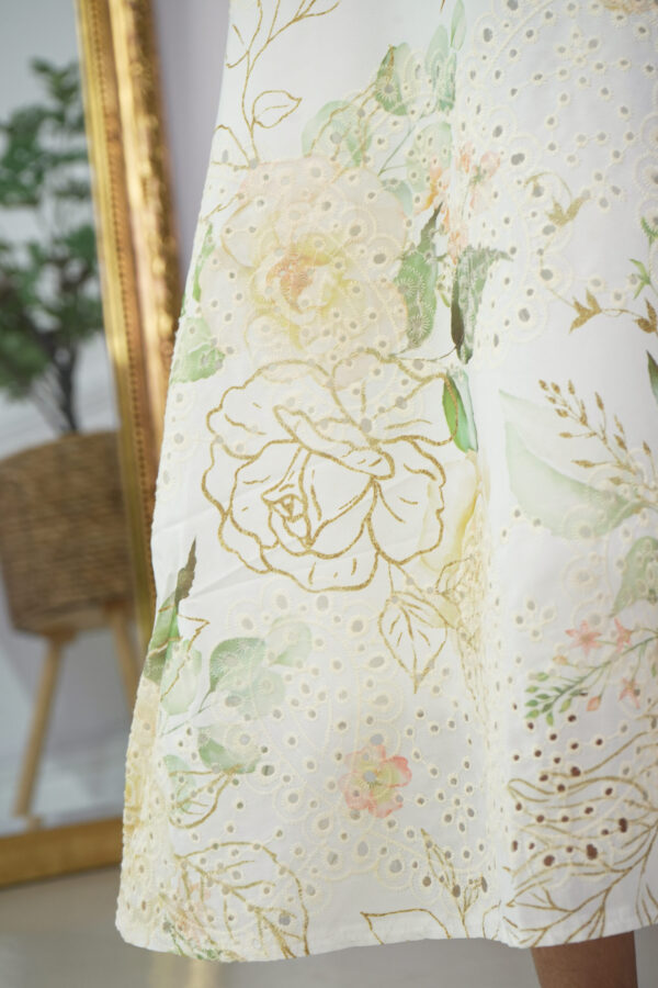 ⁦جلابية بناتي مشجره بورد اخضر⁩ - الصورة ⁦7⁩