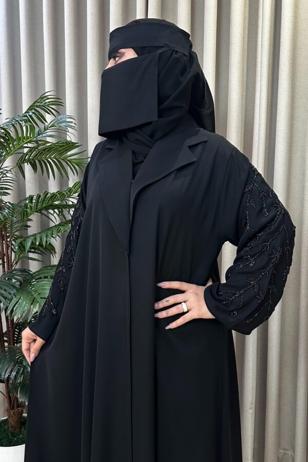 ⁦عباية بياقة شك أسود على الاكمام⁩ - الصورة ⁦6⁩