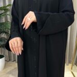 عباية كلوش بتطريز ناعم من امام و كم