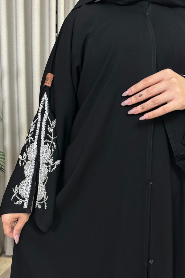 ⁦عبايه فلري كريب بشك ابيض⁩ - الصورة ⁦4⁩