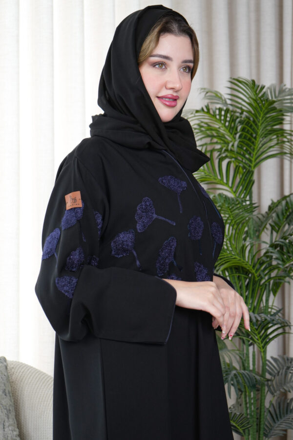 ⁦عبايه تالا مطرزة بخيوط كحلي⁩ - الصورة ⁦3⁩