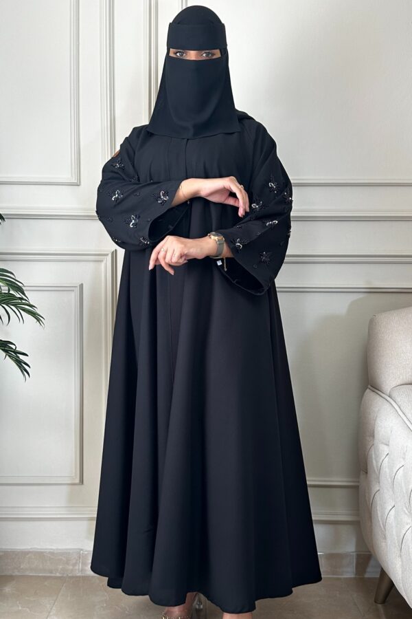 ⁦عبايه لينا كلوش بشك ورود على اكمام⁩ - الصورة ⁦7⁩