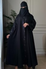 ⁦عبايه كلوش بتطريز مخفي من امام و كم بلون مخفي⁩ - الصورة ⁦3⁩