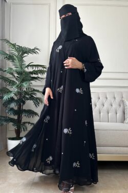 عباية كلوش شيفون مبطنه و مورده بلون رمادي