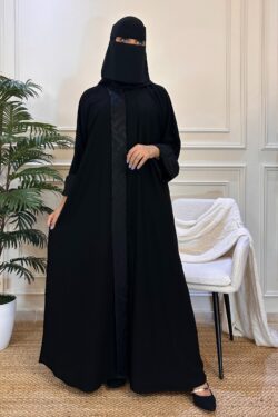 عبايه ساده كريب محدده من امام و كم صفط