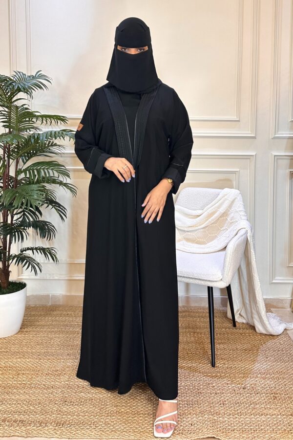 ⁦عبايه مفتوحة بطبقة داخلية مع ربطة جانبية⁩ - الصورة ⁦10⁩