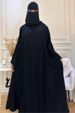 ⁦عباية مقفلة كلاسيك محددة بأسود⁩ - الصورة ⁦6⁩