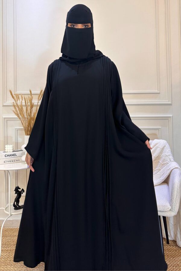 ⁦عباية مقفلة كلاسيك محددة بأسود⁩ - الصورة ⁦4⁩