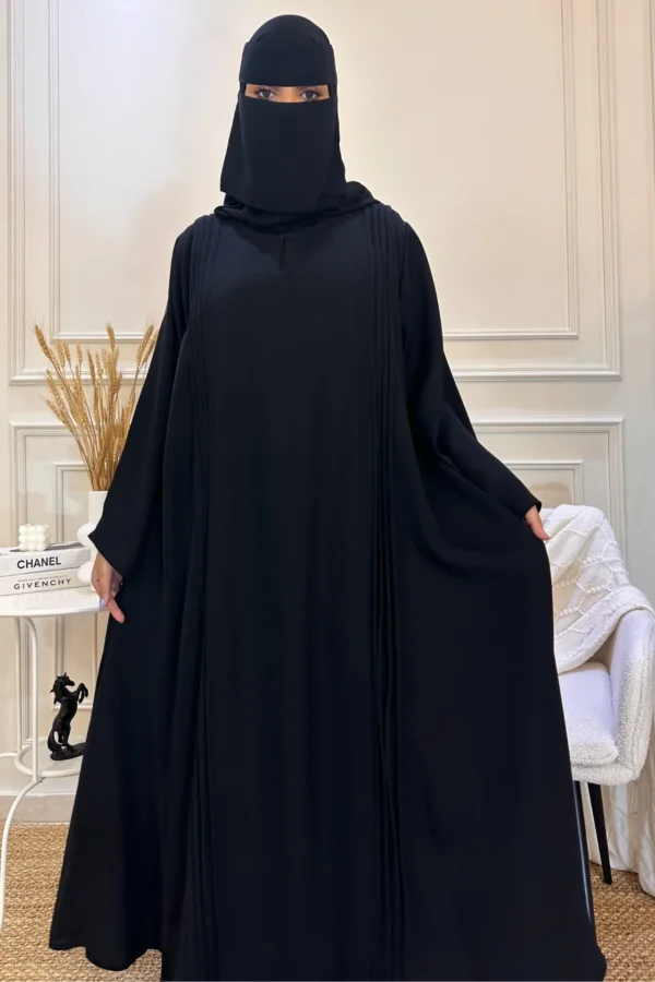 ⁦عباية مقفلة كلاسيك محددة بأسود⁩ - الصورة ⁦6⁩