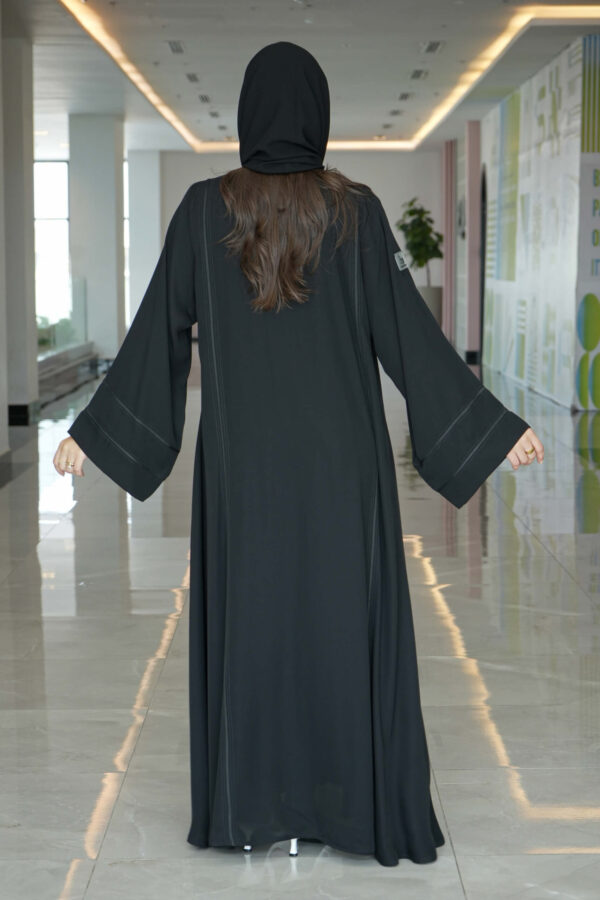 ⁦عباية كلوش سادة بدقات قيطان⁩ - الصورة ⁦6⁩