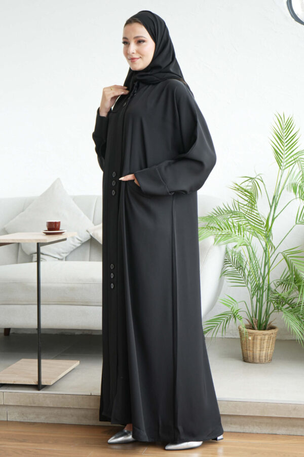 ⁦عباية عملية بسحاب مخفي مزينه بزراير من الأمام نص كلوش⁩ - الصورة ⁦4⁩