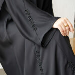 عباية نواعم كلوش بشك اسود