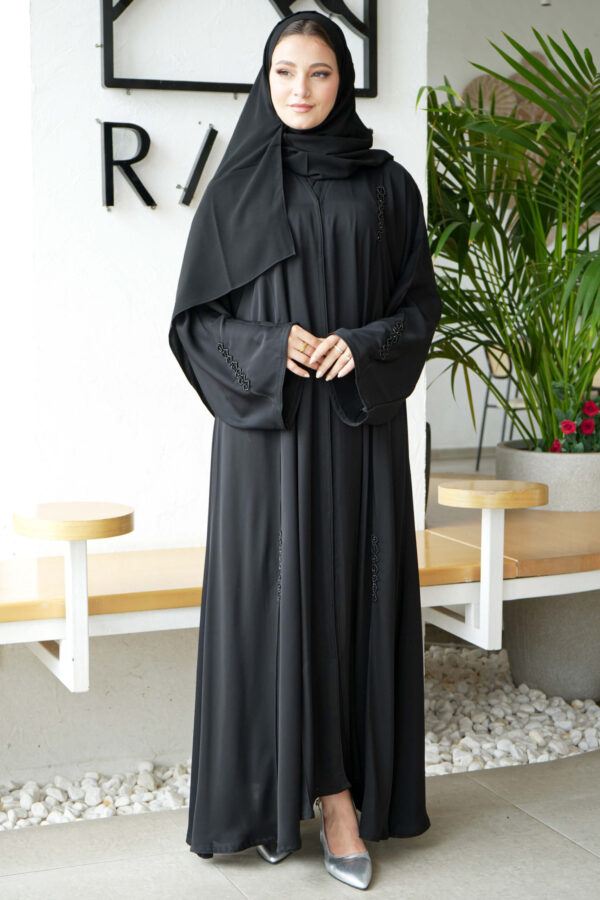 ⁦عباية نواعم كلوش بلمسة شك اسود ناعمة⁩ - الصورة ⁦5⁩