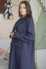 ⁦عباية ثلاث قطع كحلي بجيوب طقم⁩ - الصورة ⁦3⁩