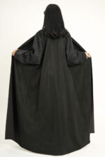 ⁦عباية بدقات بكم مفصول جاكار مشجره بالأسود⁩ - الصورة ⁦4⁩