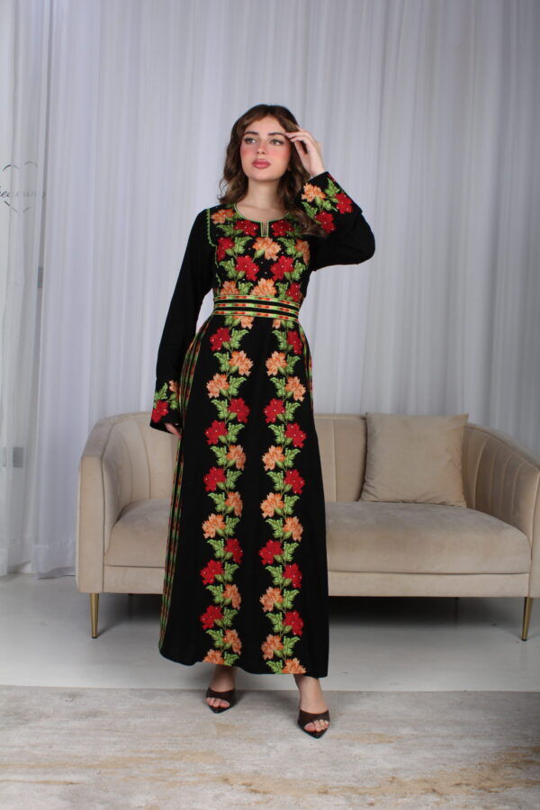 ⁦جلابية اردني مميزه بتطريز سدو ملونه⁩ - الصورة ⁦12⁩