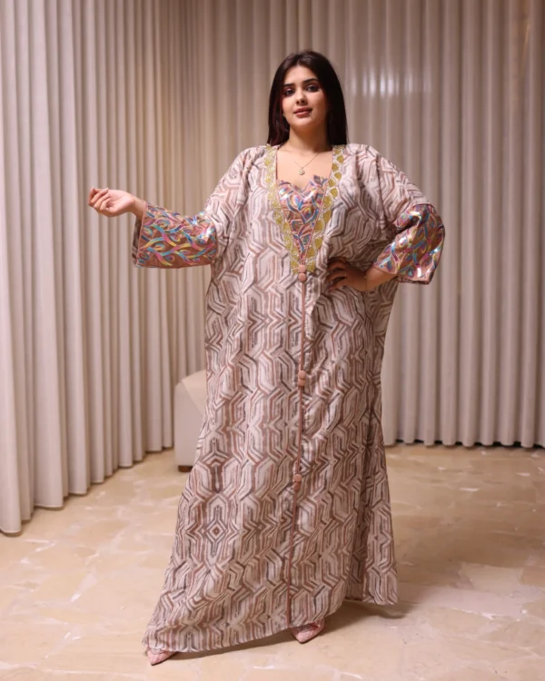 ⁦جلابية اماراتية بشك من جلق بني⁩ - الصورة ⁦7⁩