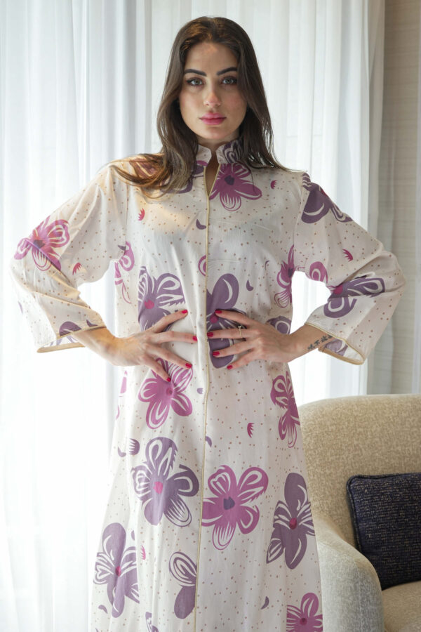 ⁦جلابيه موف بلياقه مشجره وروده (7)⁩ - الصورة ⁦2⁩