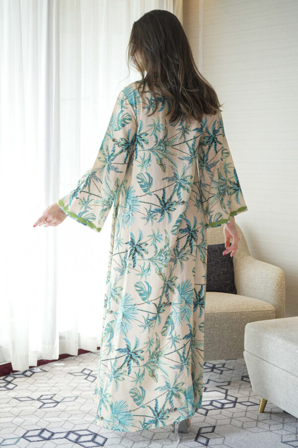 ⁦جلابيه لياقة تيفاني مزينه بشريط من حلق و اكمام⁩ - الصورة ⁦6⁩