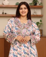 ⁦مخاوير ازرق تطريز اماراتيه محدد من الحلق بفصوص (6)⁩ - الصورة ⁦2⁩