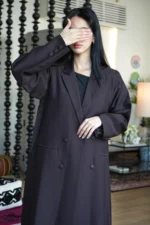 ⁦عباية بليزر بني رسمية بجيوب⁩ - الصورة ⁦2⁩