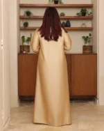 ⁦جلابية ذهبي وترتر ذهبي خليجيه بياقة و شك⁩ - الصورة ⁦6⁩