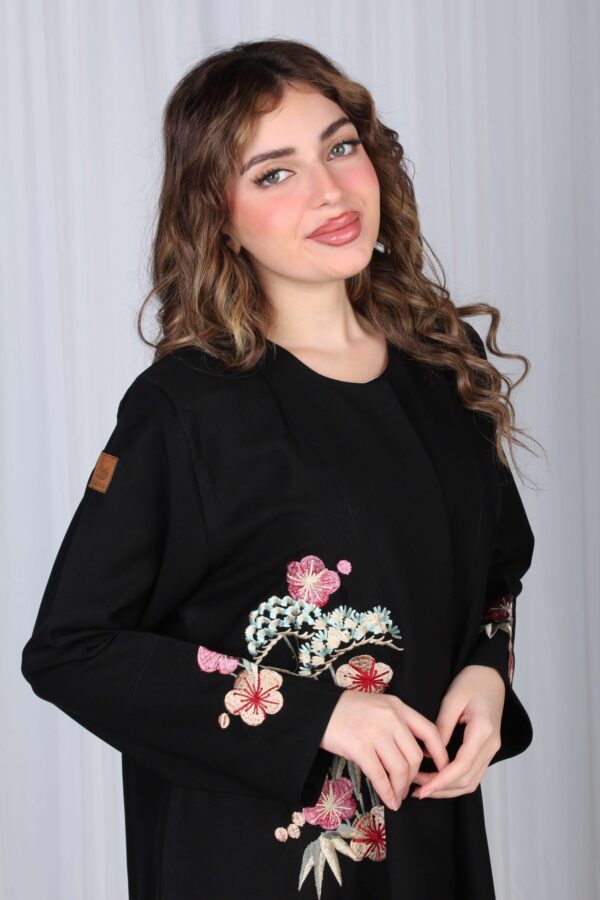 ⁦عباية شك ملون على شكل ورورد ملونة⁩ - الصورة ⁦14⁩