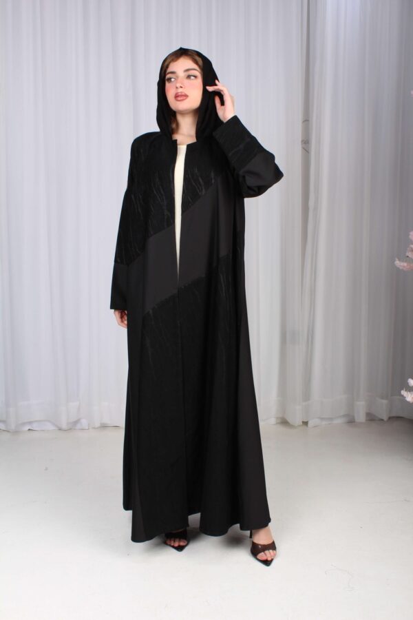 ⁦عباية فاخرة بتصميم راقٍ يجمع بين الأناقة والتميز⁩ - الصورة ⁦13⁩