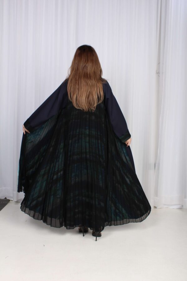 ⁦عباية كسرات شيفون كحلي جاكار كتف⁩ - الصورة ⁦11⁩