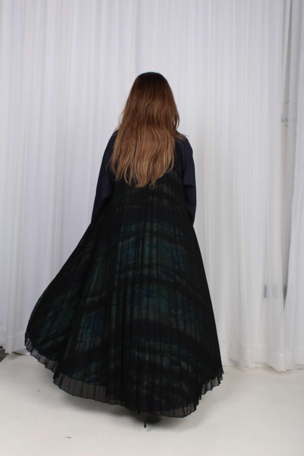 ⁦عباية كسرات شيفون كحلي جاكار كتف⁩ - الصورة ⁦12⁩