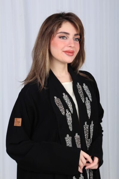 ⁦عباية فلري بشك وخرز الأبيض⁩ - الصورة ⁦2⁩
