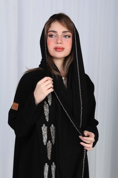 عباية سرداب الجاذبية السوداء
