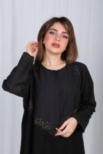 ⁦عباية بتصميم V شك اسود مع نحاسي مخفي⁩ - الصورة ⁦14⁩