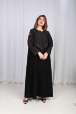 ⁦عباية بتصميم V شك اسود مع نحاسي مخفي⁩ - الصورة ⁦9⁩
