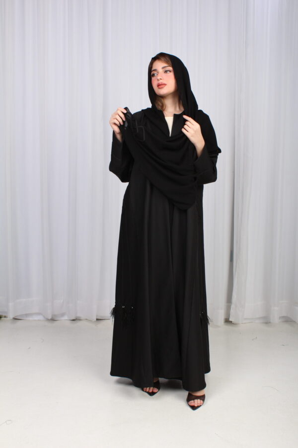 ⁦عباية ريش اسود و قيطان من اجناب⁩ - الصورة ⁦10⁩