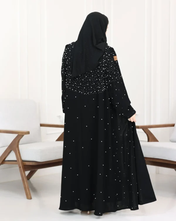 ⁦عباية لوسين باللؤلؤ الأبيض⁩ - الصورة ⁦6⁩